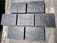 Betonstenen. (ca. 10m²) - afbeelding 1 van  1