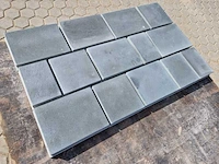 Betonstenen. (ca. 38.5m²) - afbeelding 1 van  3