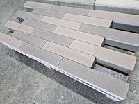 Betonstenen. (ca. 42.8m²) - afbeelding 1 van  2