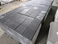 Betonstenen. (ca. 43m²) - afbeelding 1 van  3