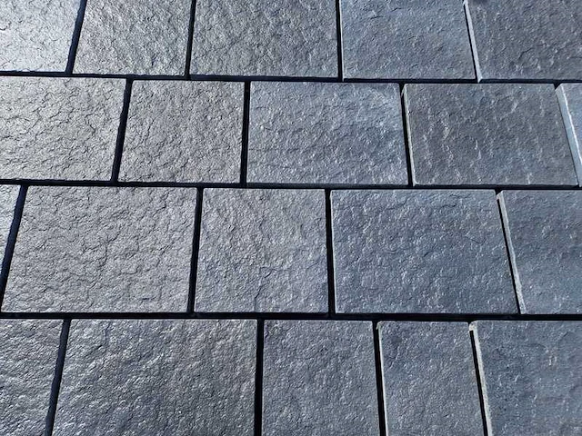 Betonstenen. (ca. 55m²) - afbeelding 4 van  4