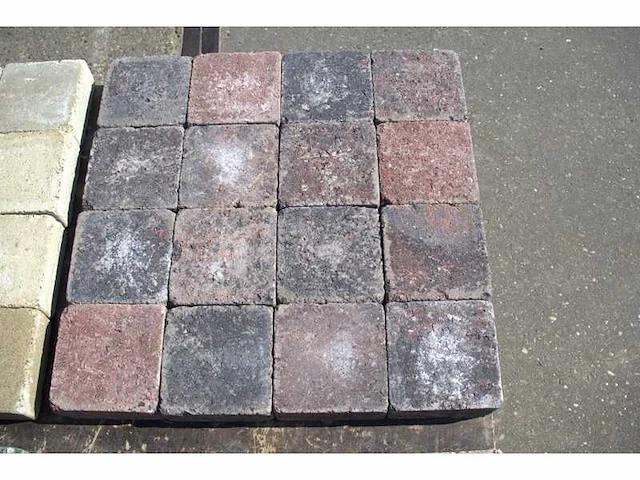 Betonstenen voor de tuin (ca. 112.32m²) - afbeelding 2 van  3