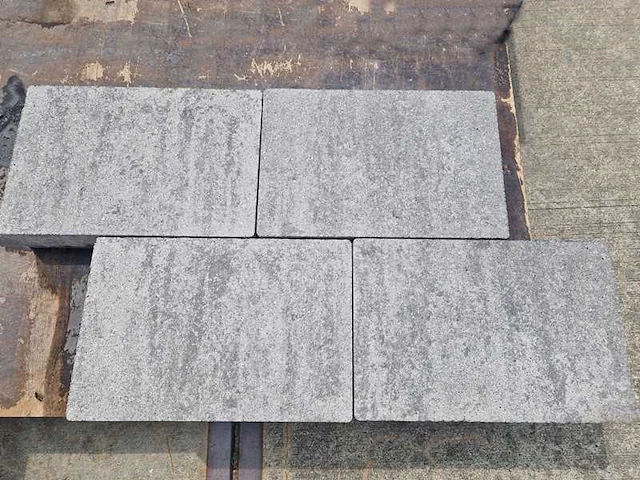 Betonstenen voor de tuin (ca. 16.9m²) - afbeelding 1 van  1