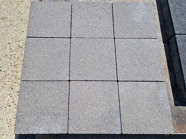 Betonstenen voor de tuin (ca. 17m²) - afbeelding 1 van  1