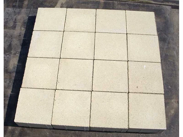 Betonstenen voor de tuin (ca. 37.8m²) - afbeelding 3 van  3
