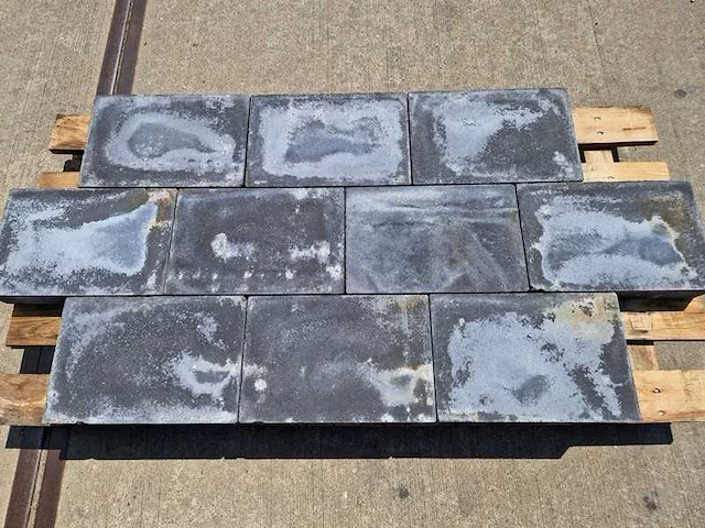 Betonstenen voor de tuin (ca. 38m²) - afbeelding 2 van  2