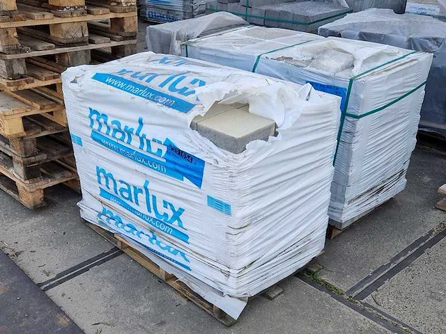 Betonstenen voor de tuin (ca. 51m²) - afbeelding 1 van  3