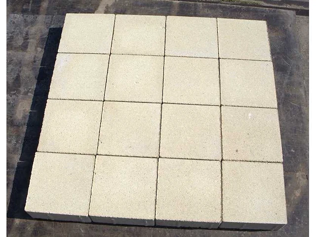 Betonstenen voor de tuin (ca. 75.6m²) - afbeelding 1 van  2