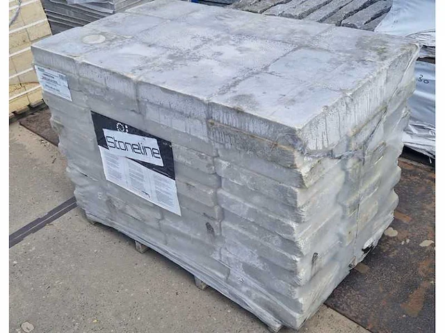 Betonstenen voor de tuin (ca. 9.72m²) - afbeelding 1 van  2