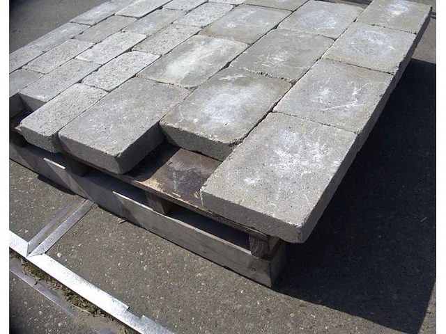 Betonstenen voor de tuin (ca. 9.72m²) - afbeelding 2 van  2