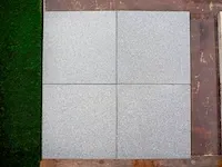 Betontegels 19,2m² - afbeelding 1 van  6