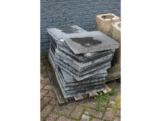 Betontegels 22 stuks 50 x 50 x 5 cm - afbeelding 2 van  2