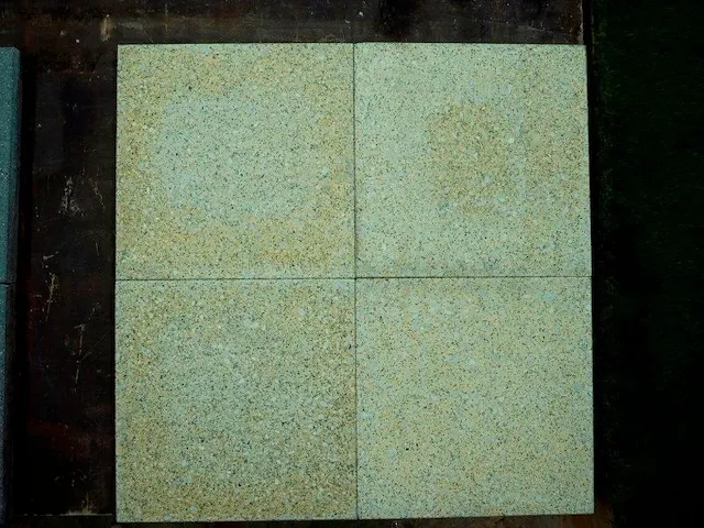 Betontegels 48m² - afbeelding 1 van  5