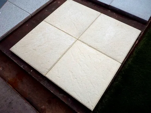 Betontegels 56m² - afbeelding 2 van  4