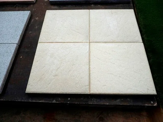 Betontegels 56m² - afbeelding 3 van  4