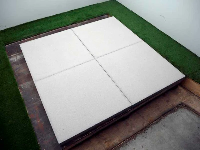 Betontegels (ca. 20,5m²) - afbeelding 3 van  4