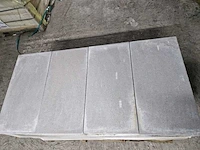 Betontegels (ca.25m²) - afbeelding 2 van  3