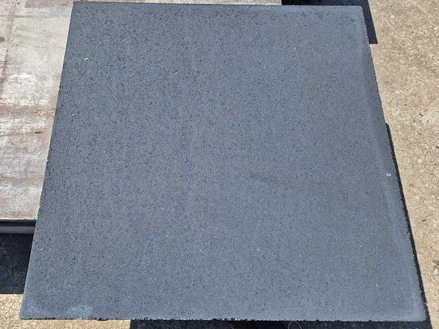 Betontegels (ca.50m²) - afbeelding 2 van  2
