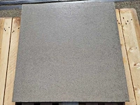 Betontegels gecoat ca.19.44m²) - afbeelding 2 van  2
