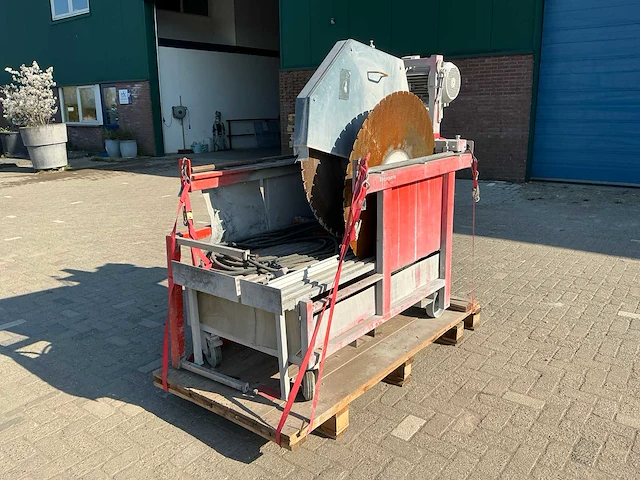 Betonzaag husqvarna ts1000f 2008 - afbeelding 1 van  24