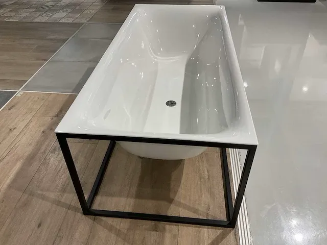 Bettelux shape frame vrijstaande bad - afbeelding 5 van  5