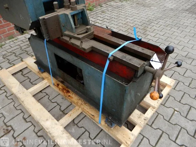 Beugelzaag machine columbo, 380v - afbeelding 17 van  20