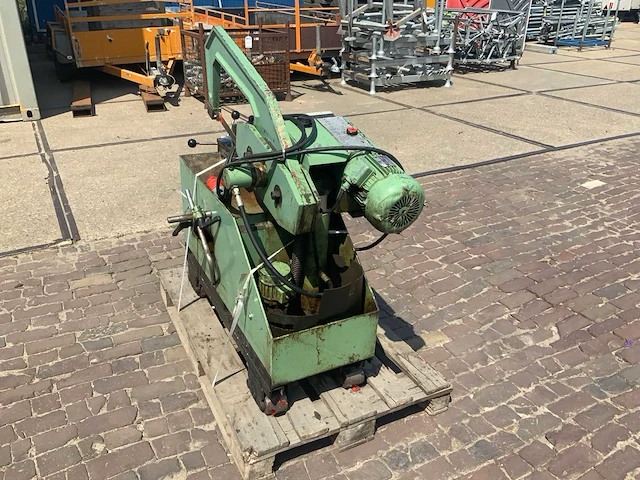 Beugelzaag machine - afbeelding 3 van  5