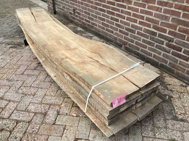 Beuk - kd ovengedroogd 3150 x 630 x300 mm - schaaldeel (7x) - afbeelding 1 van  7