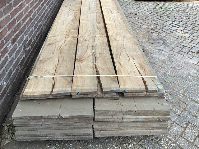Beuk - kd ovengedroogd 4240x560x350 mm - schaaldeel (23x) - afbeelding 4 van  6
