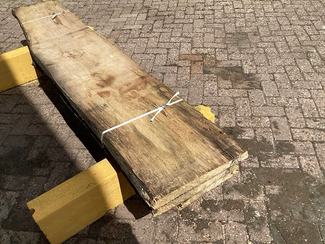 Beuken - 2020 gezaagd 170 x 470 x 2420 mm - schaaldeel (3x) - afbeelding 5 van  6