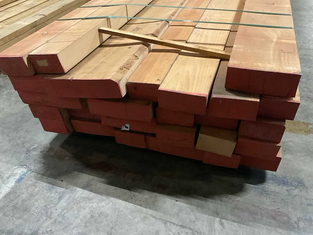 Beuken balken 80 mm ca. 1,104 m³ - afbeelding 2 van  5