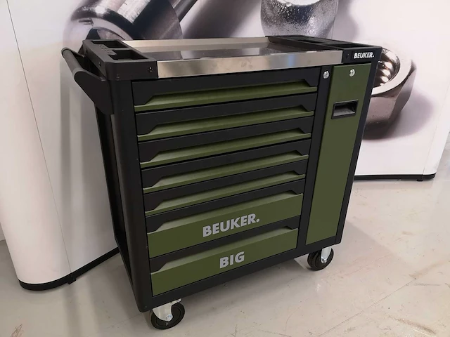 Beuker big gereedschapswagen gevuld - afbeelding 1 van  23