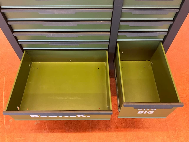 Beuker xtra big xxl gereedschapswagen gevuld - afbeelding 7 van  15