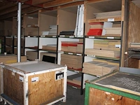 Beurswanden systeem sima in zeer grote hoeveelheid waaronder profielen, koppelstukken, wanddelen, deuren, p... - afbeelding 1 van  14