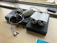 Beveiligingscamera (4x) - afbeelding 1 van  6