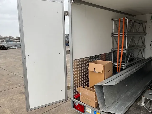 Beveiligingscamera aanhangwagen - afbeelding 10 van  19