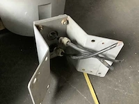 Beveiligingscamera met kabelhouders - afbeelding 4 van  6
