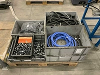 Bevestiging / installatie materiaal - afbeelding 1 van  9
