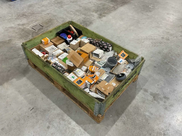 Bevestigingsmateriaal schroeven en bouten - afbeelding 1 van  8