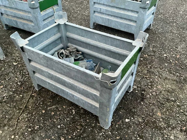 Bevestigingsmateriaal steiger in gegalvaniseerde bak - afbeelding 2 van  5