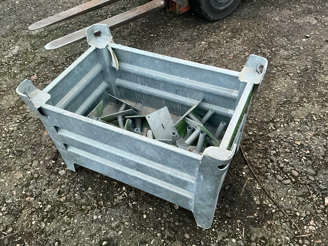 Bevestigingsmateriaal steiger in gegalvaniseerde bak - afbeelding 4 van  5