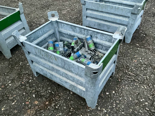 Bevestigingsmateriaal steiger in gegalvaniseerde bak - afbeelding 2 van  5