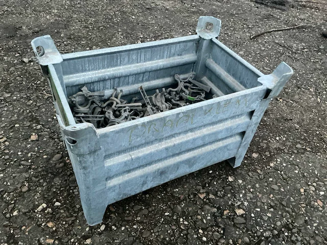 Bevestigingsmateriaal steiger in gegalvaniseerde bak - afbeelding 1 van  5