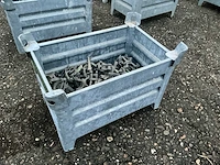Bevestigingsmateriaal steiger in gegalvaniseerde bak - afbeelding 3 van  5