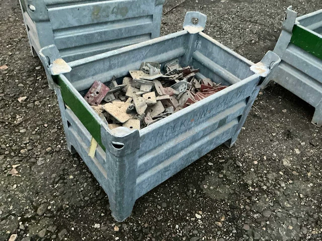 Bevestigingsmateriaal steiger in gegalvaniseerde bak - afbeelding 3 van  5