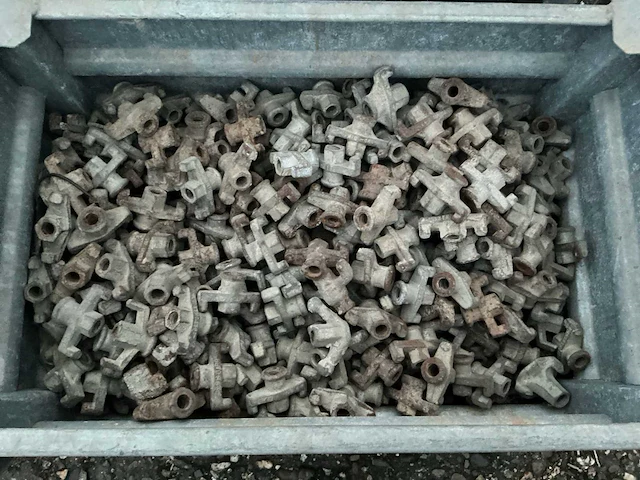 Bevestigingsmateriaal steiger in gegalvaniseerde bak - afbeelding 5 van  5