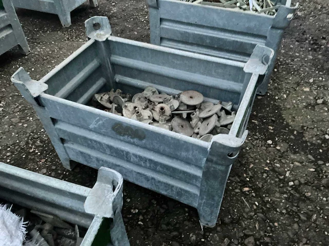 Bevestigingsmateriaal steiger in gegalvaniseerde bak - afbeelding 4 van  5