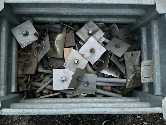 Bevestigingsmateriaal steiger in gegalvaniseerde bak - afbeelding 5 van  5