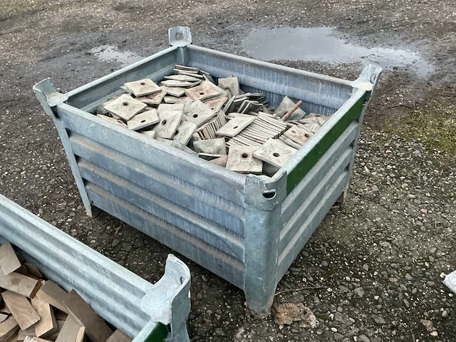 Bevestigingsmateriaal steiger in gegalvaniseerde bak - afbeelding 4 van  5
