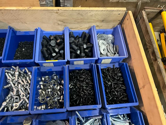 Bevestigingsmateriaal - afbeelding 7 van  7
